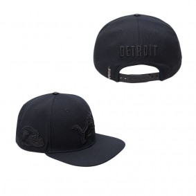 Men's Detroit Lions Pro Standard Triple Black Snapback Hat